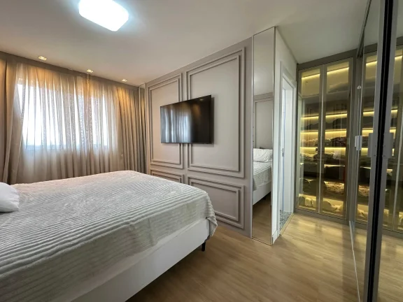 Imagem Apartamento mobiliado com 3 dormitórios e 2 vagas de garagem em Navegantes/SC
