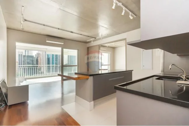 Imagem Apartamento á venda com 90 m², 1 suíte, 2 vagas, Luxo e Modernidade no Coração do Itaim Bibi