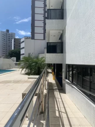 Imagem A 5ª Avenida Imóveis selecionou esse lindo 1/4 varandão incorporado, andar baixo no Barra Exclusive, ao lado da Associação Atletica R$ 550.000,00