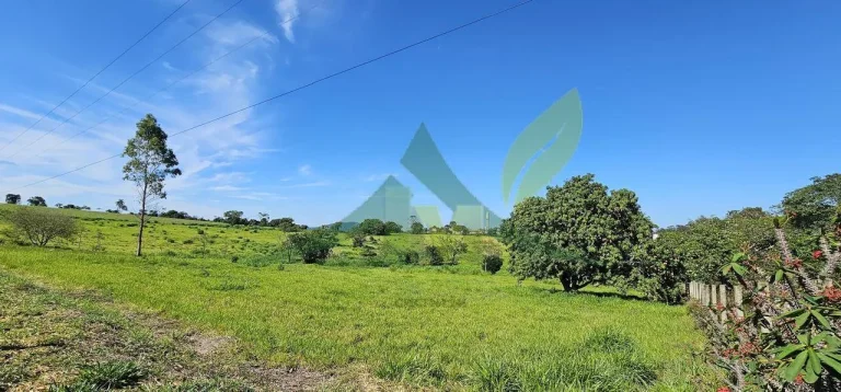 Imagem Sítio à Beira da Represa de Piracaia – 140.000 m² em Local Privilegiado