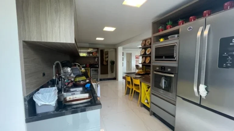 Imagem Apartamento Duplex com 4 dormitórios à venda, 240 m² - Canasvieiras - Florianópolis/SC
