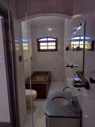 Imagem Sobrado com 3 dormitórios para alugar, 176 m² por R$ 2.600,00 Pq Marajoara