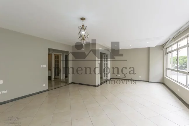 Imagem Apartamento à venda na Rua Itacolomi com 3 quartos ( 1 suíte ) e 2 vagas, 143m2