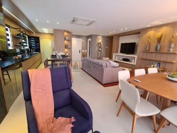 Imagem Apartamento com 03 suítes no Centro de Balneário Camboriú