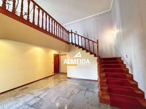 Imagem Casa com 3 dormitórios para alugar, 362 m² por R$ 3.783,00 - Assistência - Rio Claro/SP