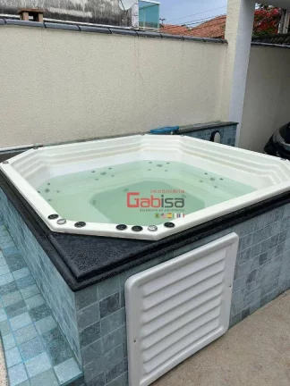 Imagem Casa com 5 dormitórios à venda, 200 m² por R$ 1.500.000,00 - Portinho - Cabo Frio/RJ