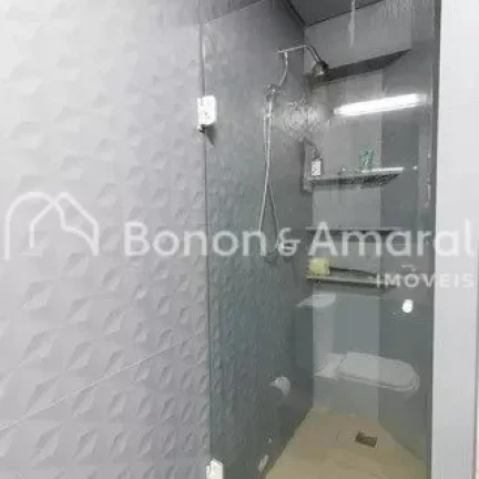 Imagem Apartamento mobiliado, com excelente iluminação natural e em localização privilegiada no Cambuí...