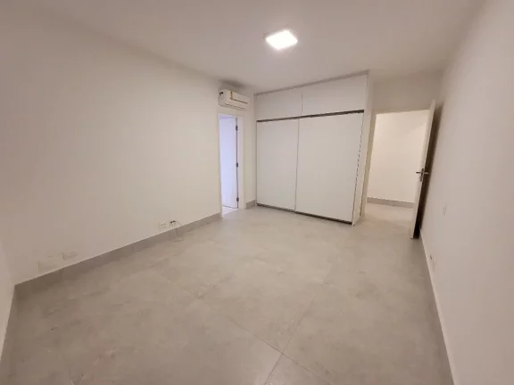 Imagem Cobertura com 3 dormitórios à venda, 420 m² - Pitangueiras - Guarujá/SP