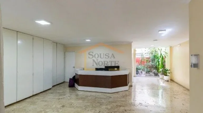 Imagem Apartamento com 254 m² de área, composto por 3 dormitórios, sendo 1 suíte, 4 banheiros, varanda,...