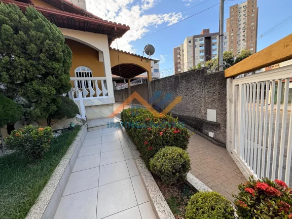Imagem Casa à Venda no Imbaúbas - 3 Dormitórios