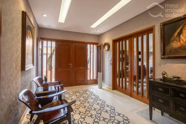 Imagem Casa com 545m2, 5 dormitórios (4 suítes) e 5 vagas a venda no Alto da Lapa, São Paulo