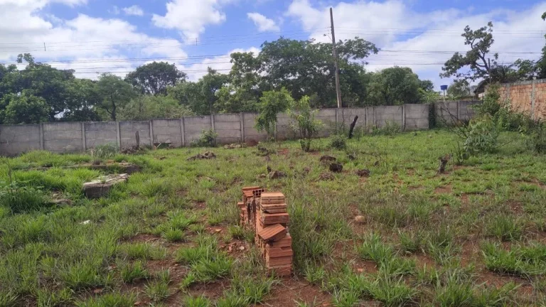 Imagem ÀREA DE 1.900 M², EM MATEUS LEME!