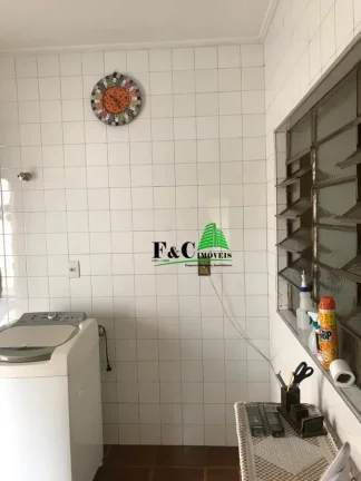 Imagem Casa para Venda em Limeira, Vila Paulista, 3 dormitórios, 1 suíte, 2 banheiros, 5 vagas