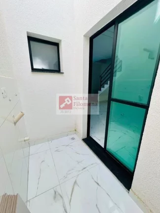 Imagem Sobrado para Locação em Santo André, Jardim Santo Alberto, 2 dormitórios, 2 suítes, 3 banheiros, 1 vaga