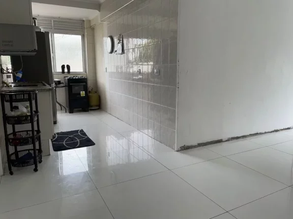 Imagem APARTAMENTO NO CENTRO DO GUARUJÁ COM 2 DORMITÓRIOS