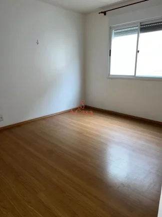 Imagem Apartamento com 3 Dormitorio(s) localizado(a) no bairro Glória em Porto Alegre / Rio Grande do Sul Ref.:242