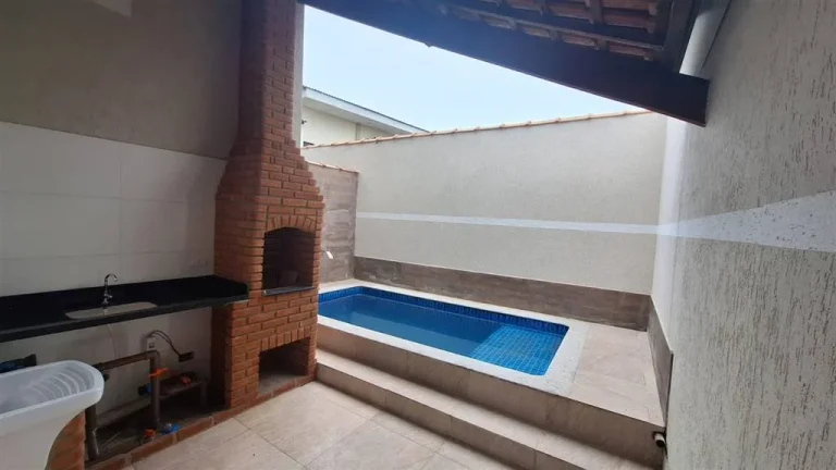Imagem CASA COM 82.35 m² - JARDIM CORUMBÁ - ITANHAEM SP