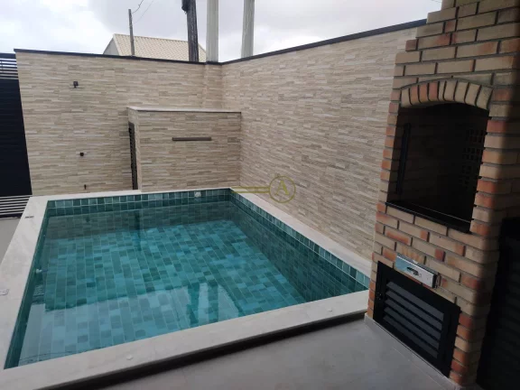 Imagem Casa nova e moderna, com Piscina à venda em Peruíbe