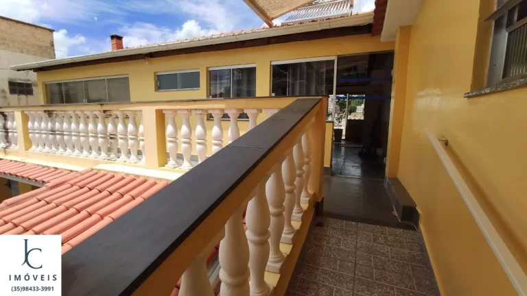 CASA RESIDENCIAL em SÃO LOURENÇO - MG, Centro