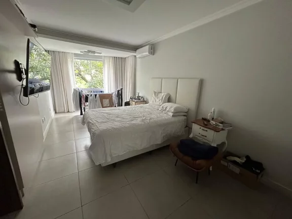 Imagem Amplo apartamento de 3 quartos sendo 1 suite mais 2 vagas com