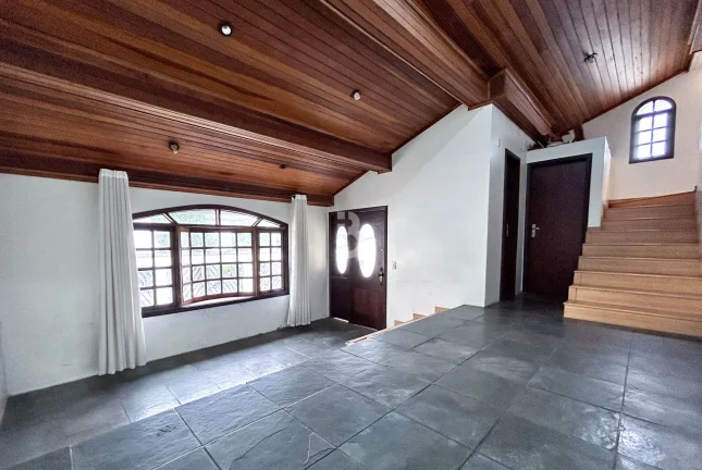 Imagem Sobrado 3 Quartos a venda no Boa Vista – Curitiba