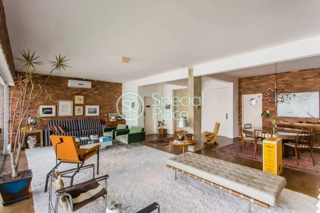 Imagem Excelente apartamento com 208m² no Jardim América. Amplo e ensolarado living com varanda, 03 dormi...