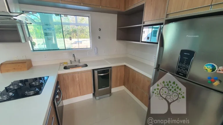 Imagem Casa de alto padrão em Condomínio Fechado
