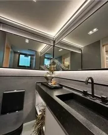 Imagem Apartamento de 4 Quartos para Venda na Barra da Tijuca com 170 m²