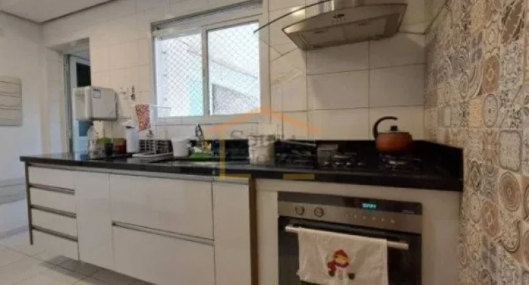 Imagem Apartamento de alto padrão, 3 dormitórios com piso vinílico, sendo 1 suíte, sala 2 ambientes amp...