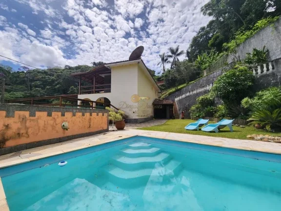 Imagem Casa para Venda em Teresópolis / RJ no bairro Cascata do Imbuí