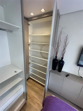 Imagem Apartamento para alugar com 1 quarto no condomínio B 103, São Paulo - SP