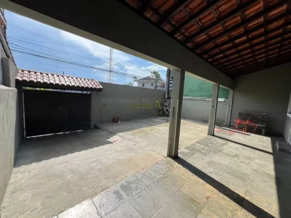Imagem Casa térrea à venda com 2 edículas em Peruíbe/SP - Bairro Jardim Brasil