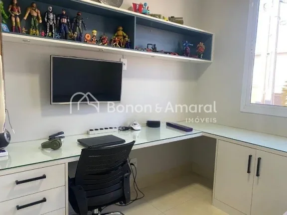 Imagem Casa à Venda no Condomínio Vila do Sol, 3 suítes com piscina em Valinhos-SP