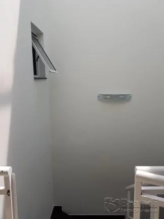 Imagem Ótimo sobrado 3 dorms sendo 1 suíte planejada, cozinha planejadas, 2 vagas.