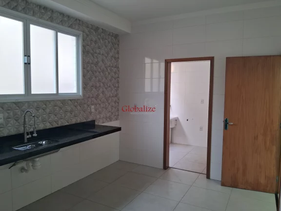 Imagem Maravilhosa Casa Alta Duplex recém-construída em Santos no bairro Campo Grande com 3 suítes e garagem dupla a venda por R$ 980.000,00 !!!