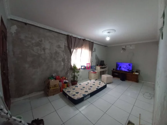 Imagem Apartamento no BNH Térreo plano 4 - 3 dormitórios grandes e estacionamento murado à venda, 72 m² por R$ 318.000 - Aparecida - Santos/SP