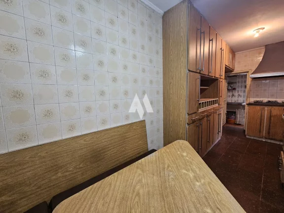 Imagem Casa com 3 Quartos e 4 banheiros à Venda na quadra da praia - Ponta da Praia - Santos/SP
