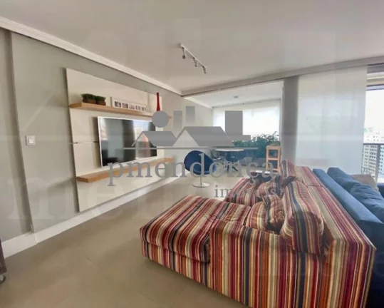 Imagem Apartamento totalmente reformado, 3 dormts, 1 suite, 2 vagas, proximo metro