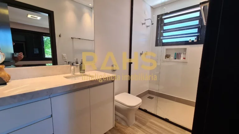 Imagem Linda residência em localização priveligiada no bairro América, pronta para ser sua! Casa de 439...