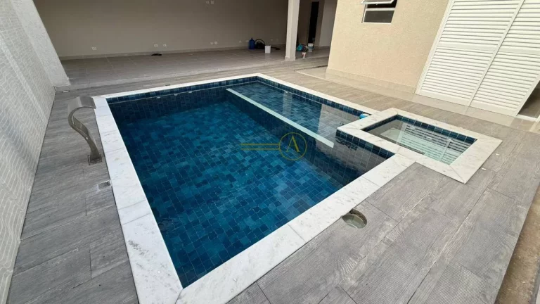 Imagem Casa térrea 3 suítes no condomínio bosque três marias com piscina e varanda