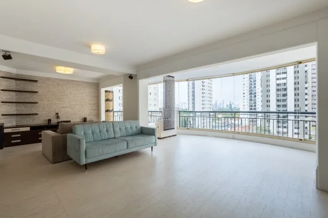 Imagem Apartamento 198M², 3Q, 3 Suítes, 3 Banheiros, 3 Vagas, Piscina Coberta, Academia, Quadra, Sauna, Salão de Festas, Playground, Depósito.