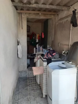 Imagem São 2 Casas no Terreno, 2 Dormitórios, 3 Vagas, 167m², 10mts de Frente no Jardim Santa Lídia, Mauá-SP