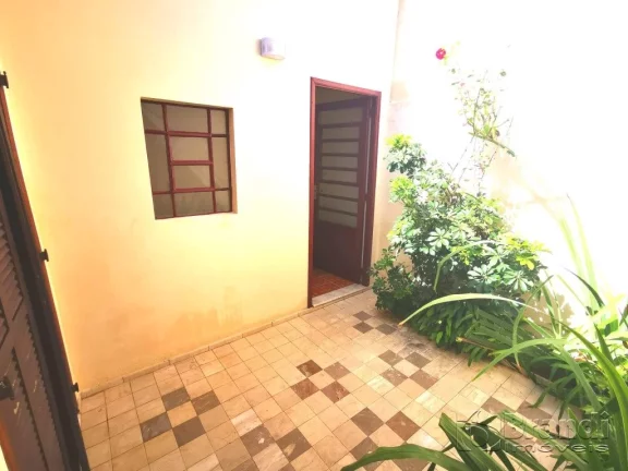 Imagem Casa terrea na vila lucia, dois dormitorios, sala , cozinha, edicula e espaço para home office