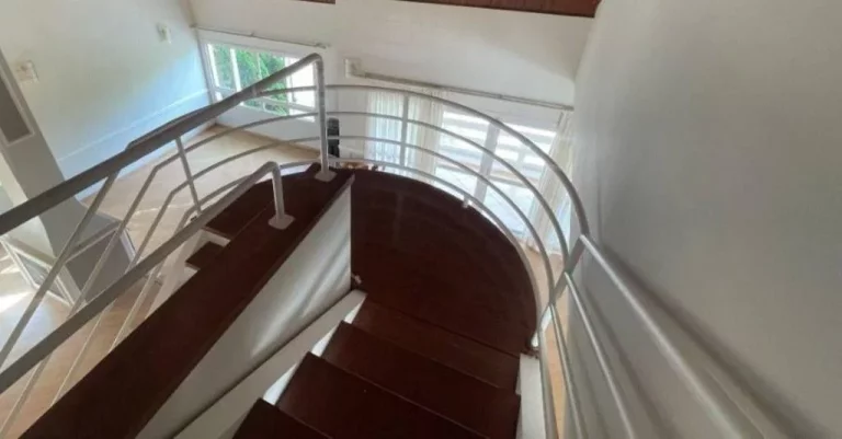 Imagem Casa para Venda em Atibaia, Vila Santista, 8 dormitórios, 4 suítes, 6 banheiros, 4 vagas