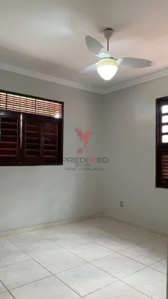 Imagem Casa em condomínio fechado em Ponta Negra, Natal. 3 Quartos,2 Suítes, varanda com jardim