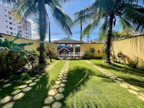 Imagem Localização Incrível!
Apenas 120 metros da Praia de Martim de Sá - a localização não poderia ...