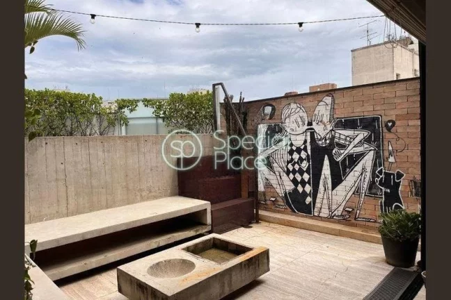 Imagem Cobertura em rua cobiçada de Perdizes. Totalmente reformada e planejada pelo escritório Fish Arqui...