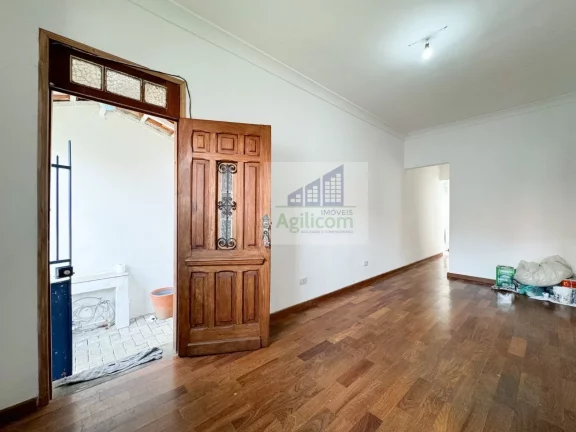 Imagem CASA PARA LOCAÇÃO EM PINHEIROS COM 2 DORMITÓRIOS