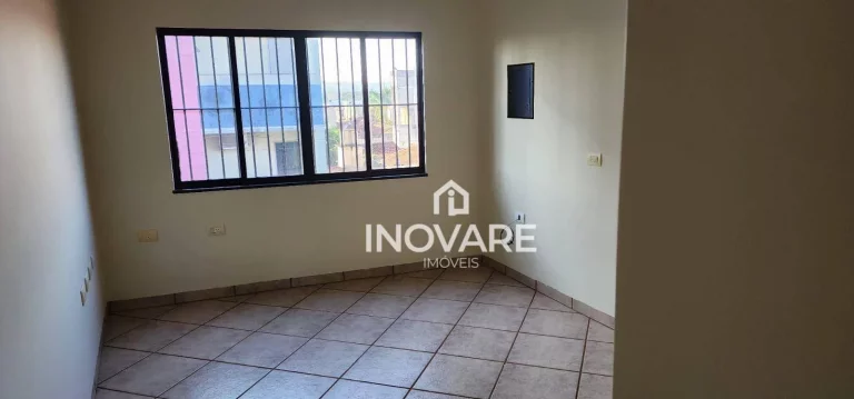 Imagem Casa com 4 dormitórios à venda, 378 m² por R$ 1.200.000,00 - Setor Central - Itumbiara/GO