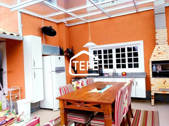 Imagem CASA maravilhosa em PETRÓPOLIS (Itaipava) - 3 SUÍTES - R$ 1.700.000